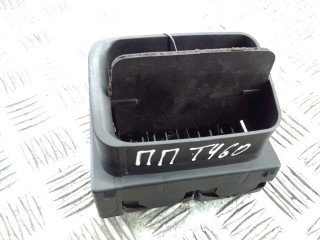 Дефлектор обдува салона, ориг. номер 8A1820902A, Audi 80 1991-1996