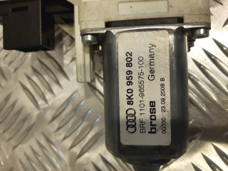 Моторчик стеклоподъемника, ориг. номер 8K0959802, Audi A4 2007-2012
