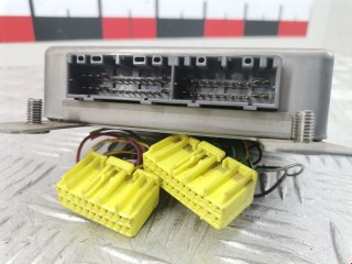 Блок управления ABS, ориг. номер MB921845, X2T31071, Mitsubishi Space Gear 1994-1997