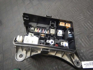 Блок предохранителей, ориг. номер 8274042022, Toyota RAV4 1997-2000