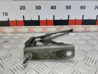Петля капота правая, ориг. номер 3K3780021, LR040747, Land Rover Discovery 2004-2009