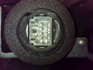 Замок двери передней левой, ориг. номер 690400D120, Toyota Yaris 2005-2009