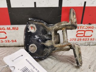 Петля двери Hyundai Santa Fe 2000-2004
