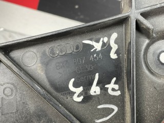 Кронштейн крепления бампера заднего, ориг. номер 8K5807454, Audi A4 2007-2012