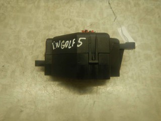Блок предохранителей, ориг. номер 1K2941824, Volkswagen Golf 1997-2006