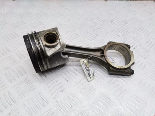 Поршень Audi A4 2000-2006