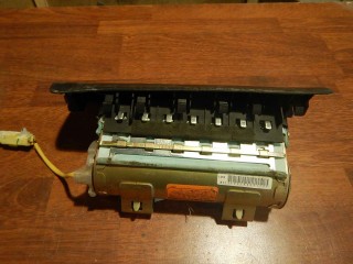 Подушка безопасности пассажира, ориг. номер LC6257K70G, Mazda MPV 1999-2003