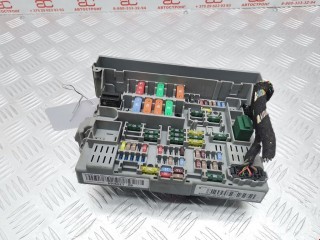 Блок предохранителей BMW 3 E90/E91/E92/E93 2004-2008