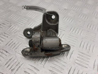 Петля двери задней правой Mercedes B W245 2005-2008