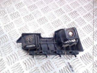 Кронштейн крепления бампера заднего Mercedes C W204 2007-2011