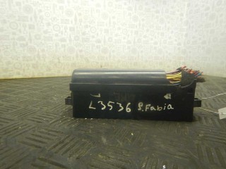 Блок предохранителей, ориг. номер 5J0937615C, Skoda Fabia 2007-2010