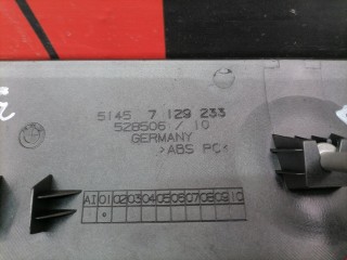 Накладка декоративная на торпедо, ориг. номер 51456970075, BMW 3 E90/E91/E92/E93 2004-2008