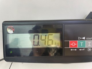Петля капота правая, ориг. номер 654002S400, Nissan Navara 2001-2007