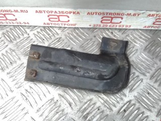 Кронштейн радиатора, ориг. номер RF4P15250, Mazda Premacy 1999-2001