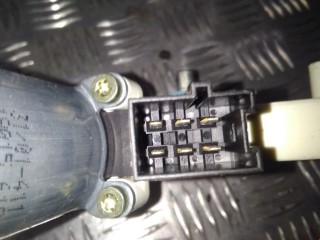 Моторчик стеклоподъемника, ориг. номер A1698204242, Mercedes A W169 2004-2008