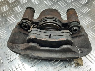 Суппорт передний правый Mazda 323 1994-1998