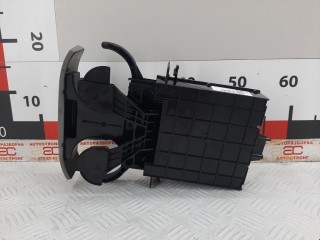 Подстаканник, ориг. номер 0K52Y6439XCY, Kia Carnival 2002-2006