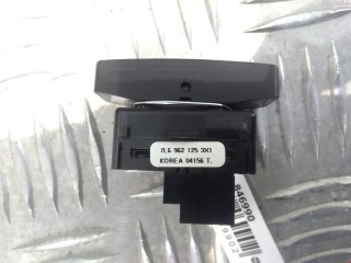 Кнопка центрального замка, ориг. номер 7L6962125, Volkswagen Touareg 2002-2007