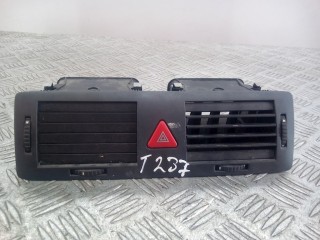 Дефлектор обдува салона BMW 3 E90/E91/E92/E93 2004-2008