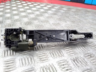 Кронштейн ручки двери, ориг. номер 80610CL00A, Nissan Murano 2002-2008