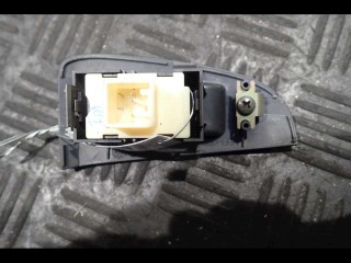 Кнопка стеклоподъемника, ориг. номер 8481005050, Toyota Avensis 2003-2006