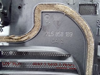 Накладка декоративная на торпедо, ориг. номер 7L5858189, Porsche Boxster 1996-2002
