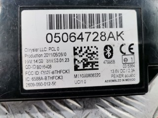 Блок управления телефоном, ориг. номер 05091961AC, 05064728AK, Jeep Compass 2010-2013