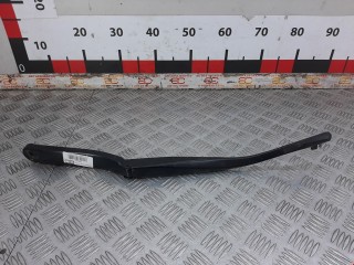Щеткодержатель (поводок стеклоочистителя, дворник) BMW 5 F10/F11/GT F07 2009-2013