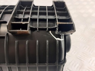 Корпус воздушного фильтра, ориг. номер 7700104604, Renault Laguna 1998-2001