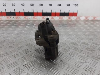Суппорт передний правый, ориг. номер 7701201770, Renault Megane 1995-1999