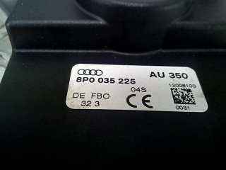 Усилитель антенны, ориг. номер 8P0035225, Audi A3 2003-2005