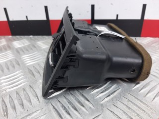 Дефлектор обдува салона, ориг. номер 64227210639, BMW 3 E90/E91/E92/E93 2004-2008