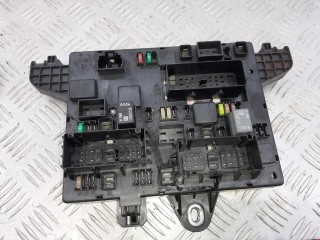 Блок предохранителей Opel Astra 1998-2009