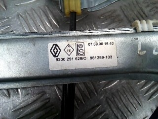 Стеклоподъемник передний правый, ориг. номер 8200291628, 981289-103, Renault Clio 2003-2013