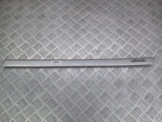 Молдинг двери задней левой Audi A4 2000-2006