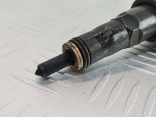 Форсунка, ориг. номер 038130073AG, 0414720215, Volkswagen Passat 2005-2010