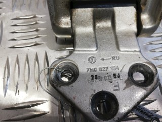 Петля двери задней правой, ориг. номер 7H0827154F, 7H0827154, Volkswagen Transporter 2002-2009