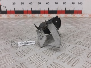 Крюк капота BMW 5 F10/F11/GT F07 2009-2013
