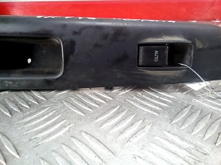 Кнопка стеклоподъемника, ориг. номер 84801-02371, Toyota Corolla 2002-2007