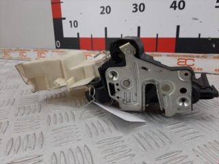 Замок двери передней правой Mercedes E W210 1999-2002