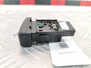 Кнопка аварийной сигнализации, ориг. номер BP4K664H0, Mazda 3 2003-2006
