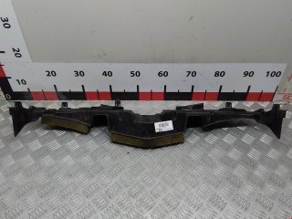 Накладка панели крепления облицовки (телевизора), ориг. номер D65156381, Mazda 2 2007-2010
