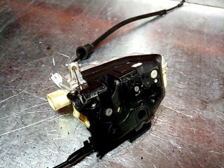 Замок двери передней правой, ориг. номер 3C2837016A, Volkswagen Passat 2005-2010