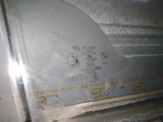 Стекло двери задней правой, ориг. номер B25H72510B9D, Mazda 323 1998-2001