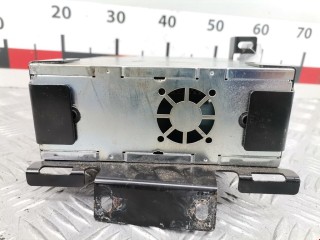 Блок радио, ориг. номер YIL000023, 037254080, Land Rover Range Rover 2002-2005