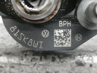 Форсунка, ориг. номер 0445116030, 03L130277, Volkswagen Passat 2005-2010