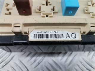 Блок предохранителей, ориг. номер 8273008070, Toyota Sienna 2006-2009
