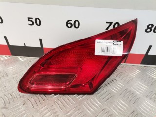 Фонарь крышки багажника правый Opel Astra 2006-2014