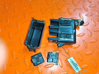 Блок реле, ориг. номер 25232AA090, V23134J52X470, Subaru Legacy 2006-2009