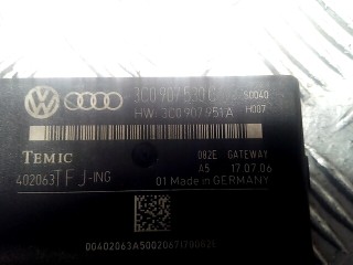 Блок комфорта, ориг. номер 3C0907530Q, 402063TF, Volkswagen Passat 2005-2010
